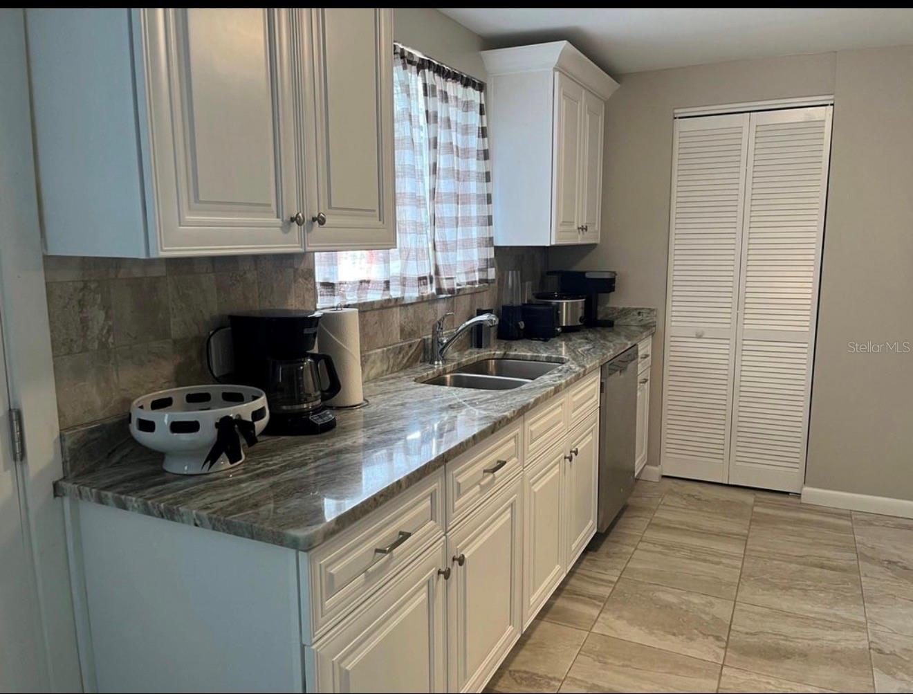 Image 2 of 19 For 2317 Bristol Avenue