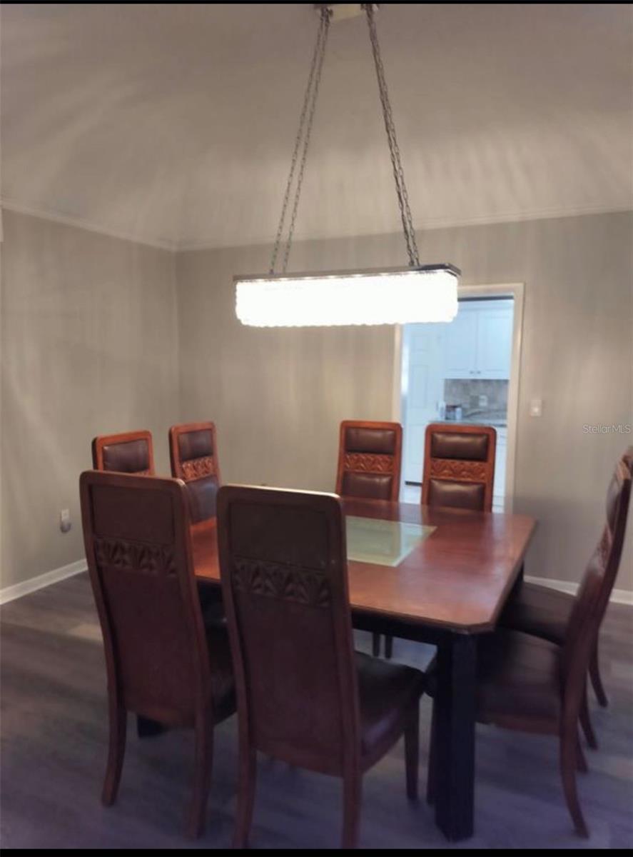 Image 6 of 19 For 2317 Bristol Avenue