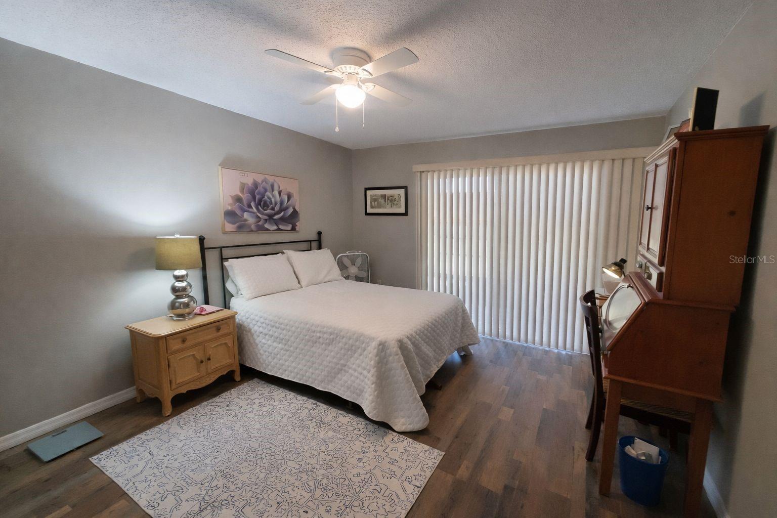 Image 7 of 22 For 1391 Mission Hills Boulevard