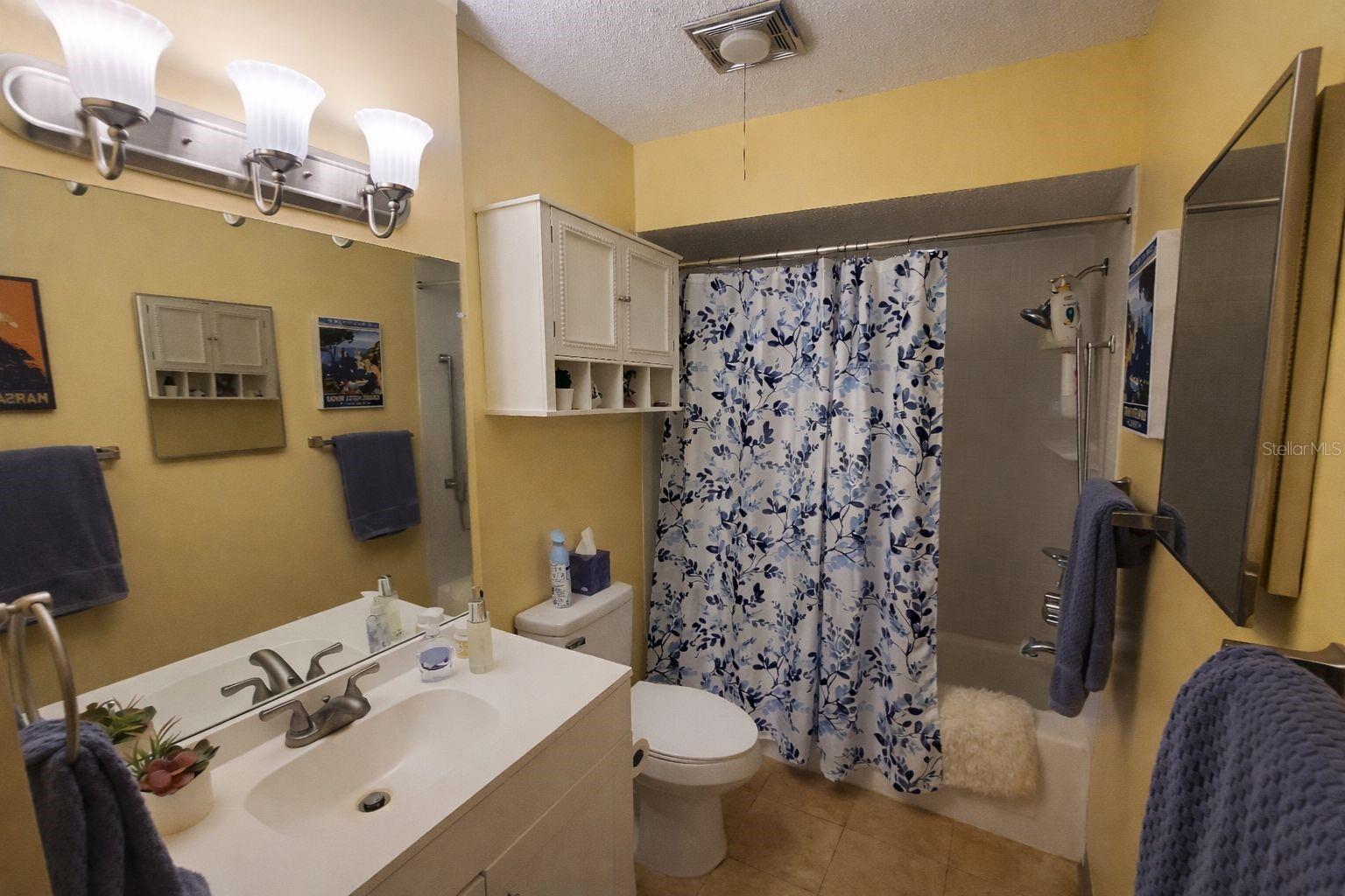 Image 9 of 22 For 1391 Mission Hills Boulevard