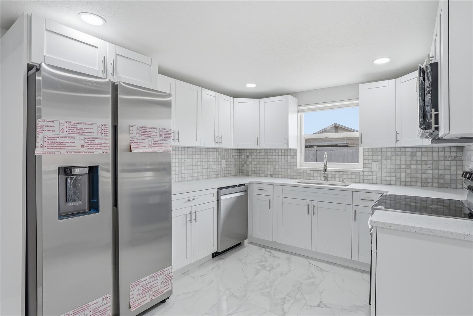 Image 11 of 43 For 6302 Diamond Drive