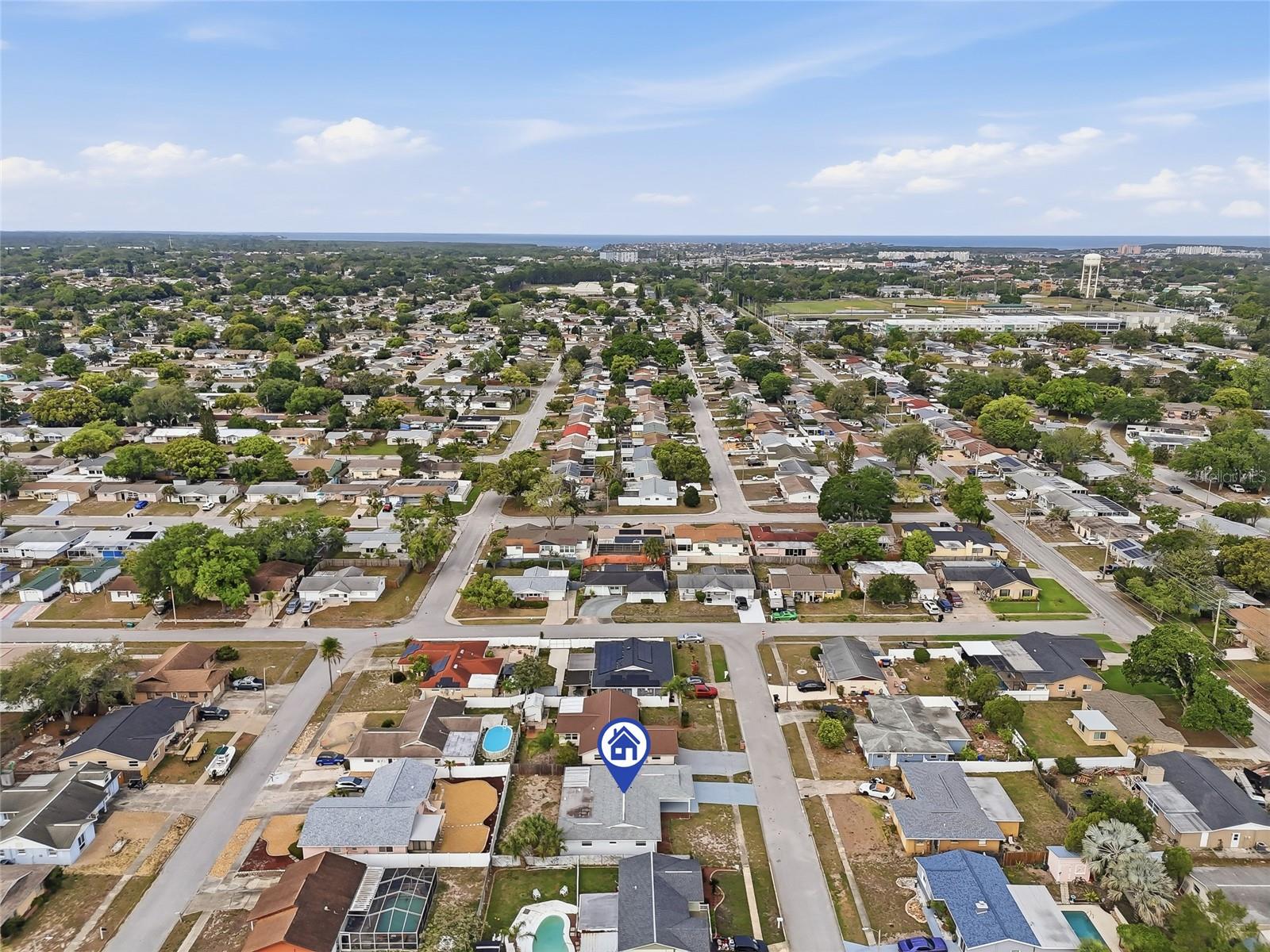 Image 36 of 43 For 6302 Diamond Drive