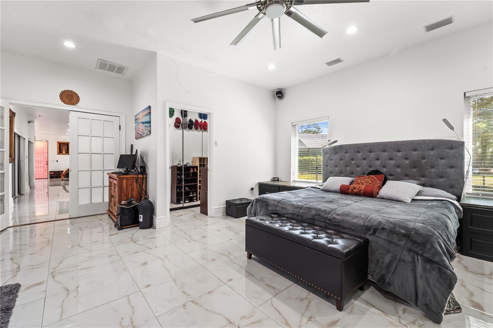 Image 20 of 87 For 2520 Gomaz Way S