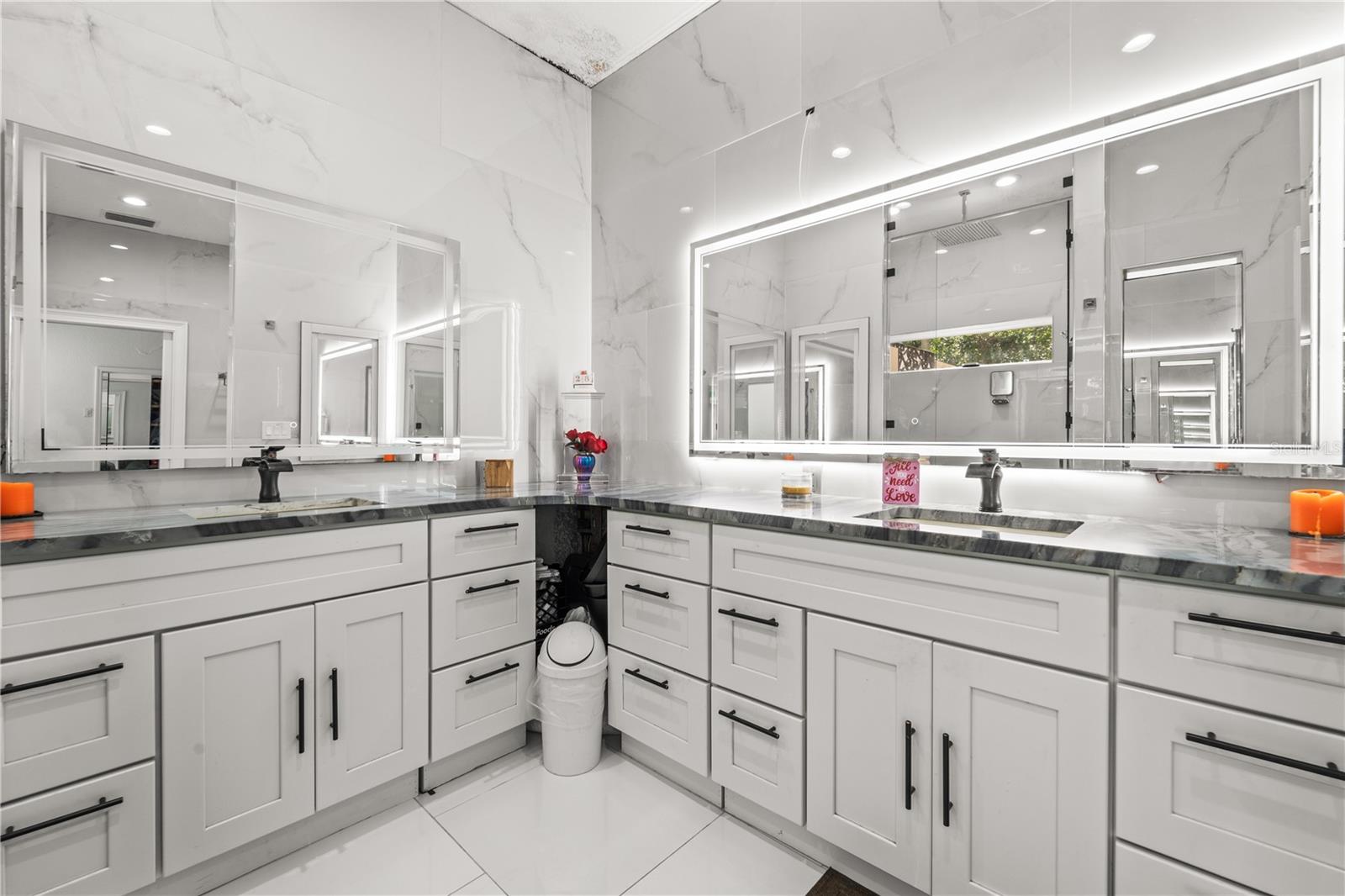 Image 22 of 87 For 2520 Gomaz Way S