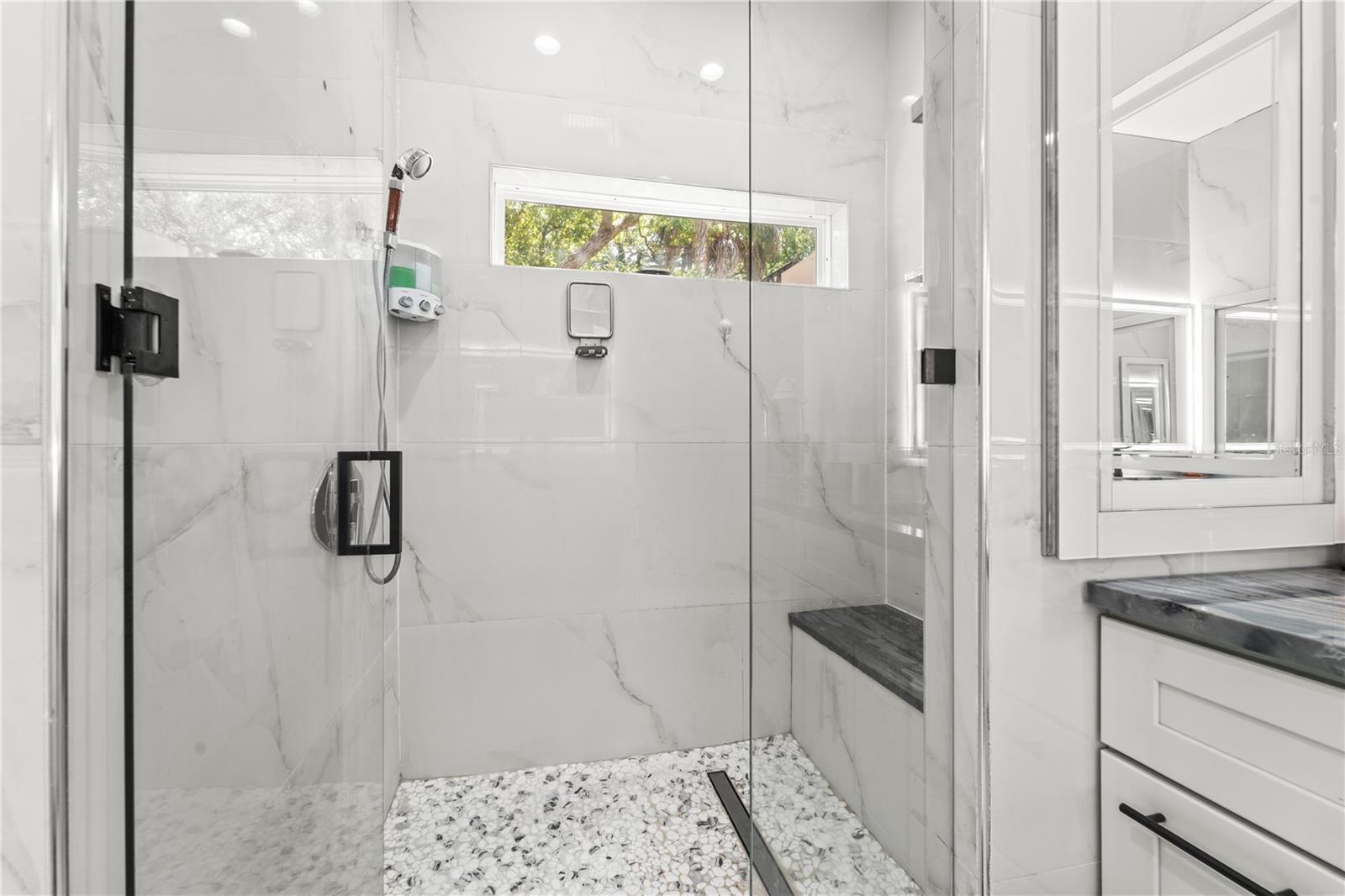 Image 25 of 87 For 2520 Gomaz Way S