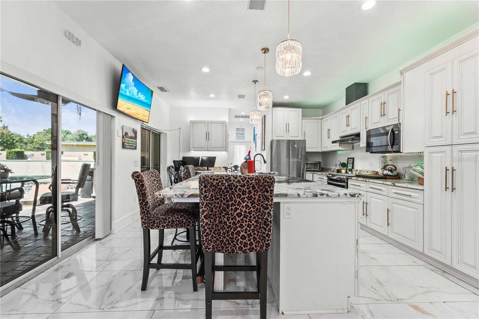 Image 5 of 87 For 2520 Gomaz Way S