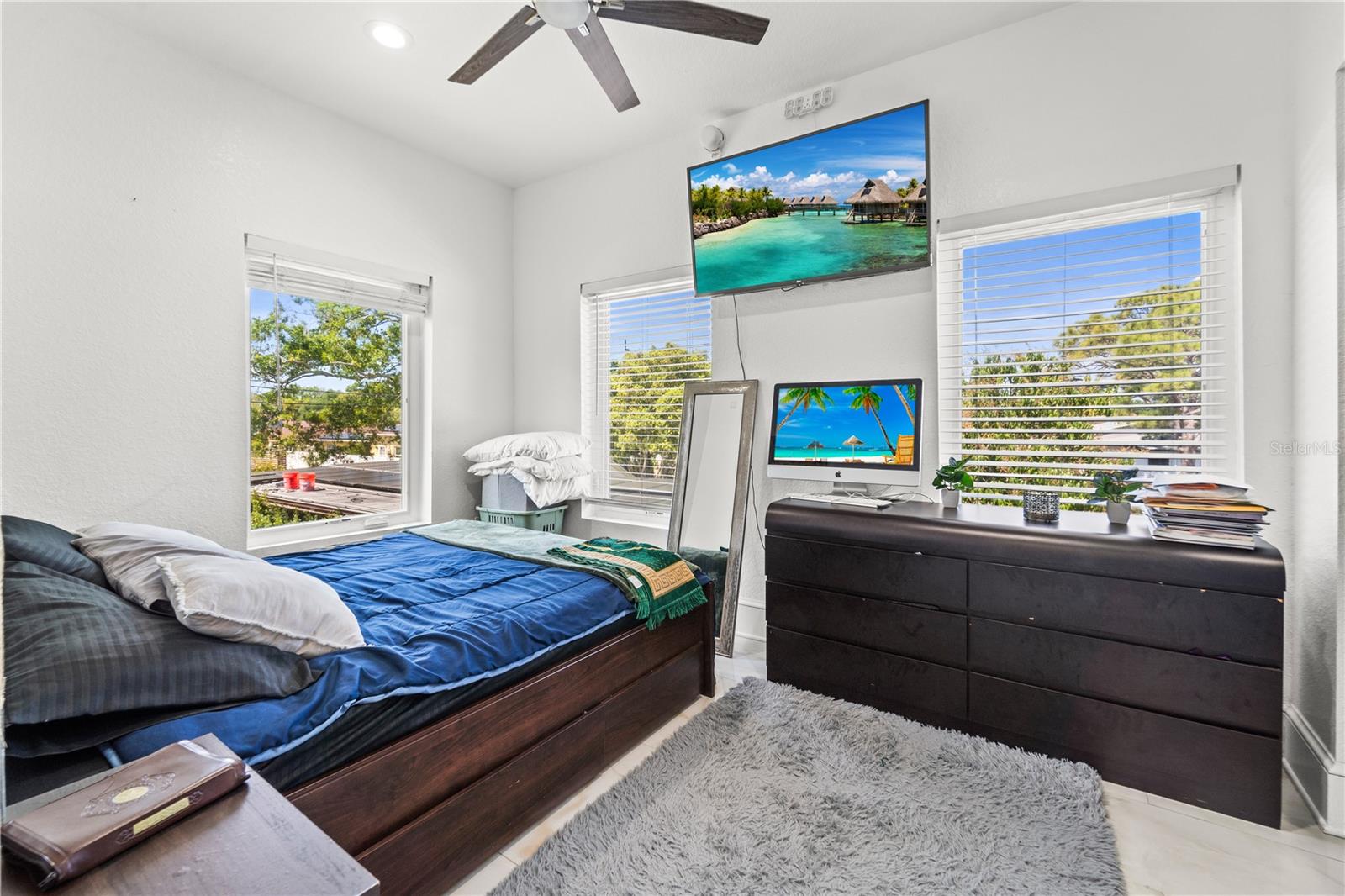 Image 59 of 87 For 2520 Gomaz Way S