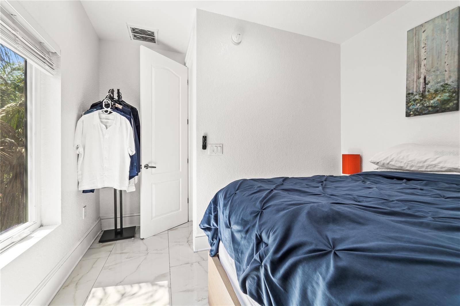 Image 61 of 87 For 2520 Gomaz Way S