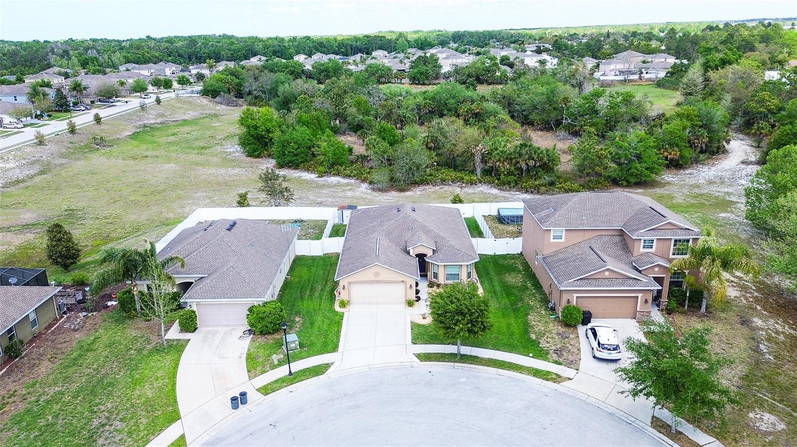 Image 3 of 42 For 18329 Arbor Crest Drive