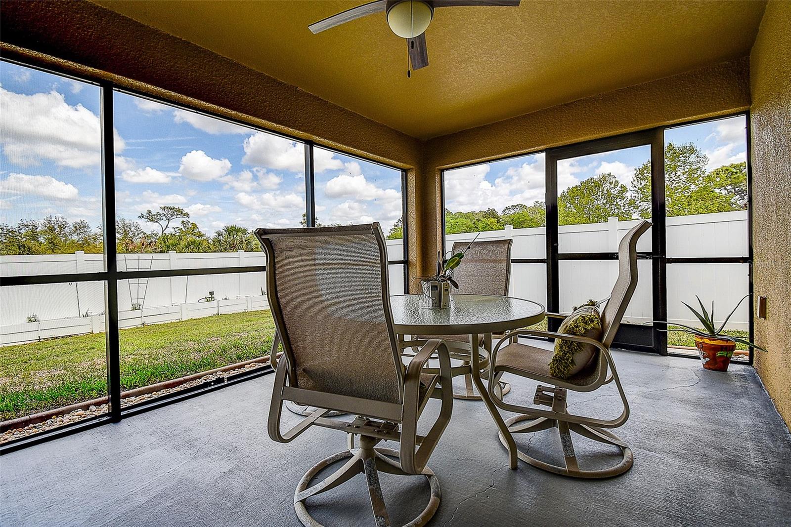 Image 32 of 42 For 18329 Arbor Crest Drive