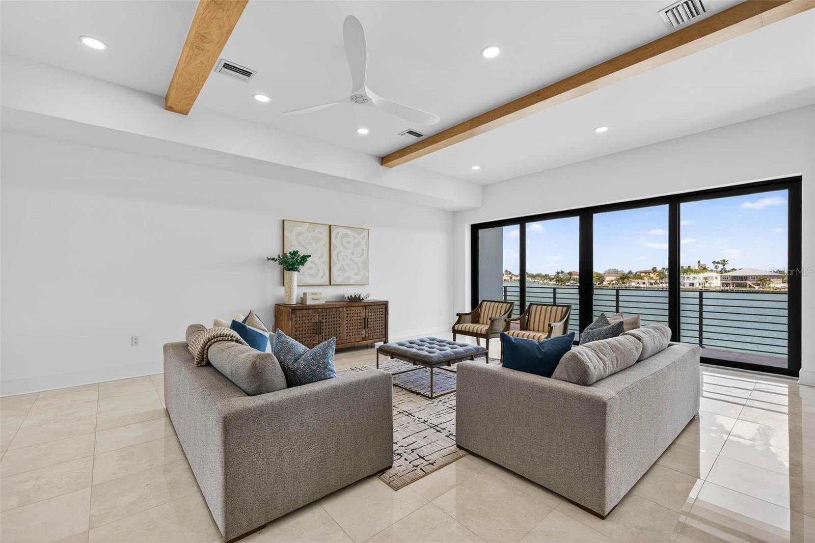 Image 12 of 75 For 10201 Gulf Boulevard