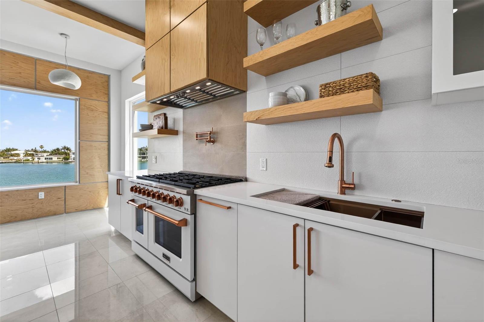 Image 20 of 75 For 10201 Gulf Boulevard