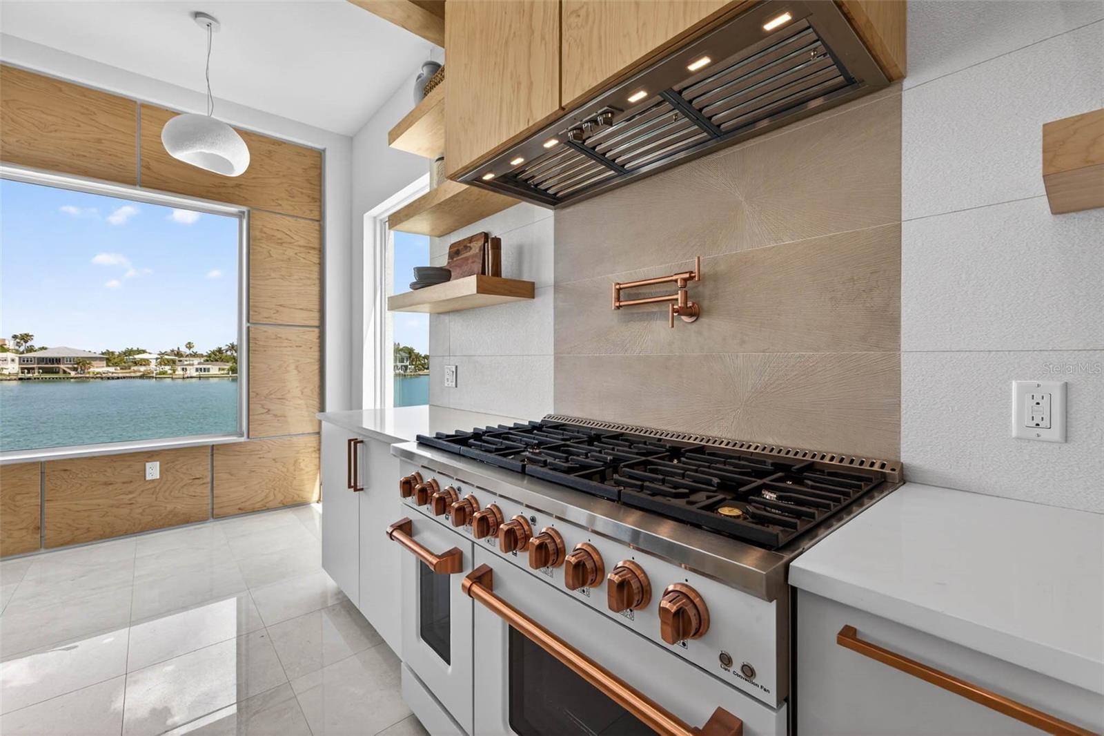 Image 21 of 75 For 10201 Gulf Boulevard