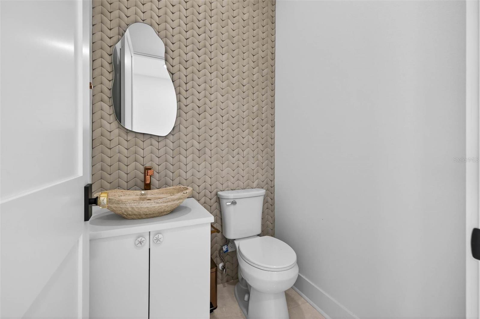 Image 30 of 75 For 10201 Gulf Boulevard