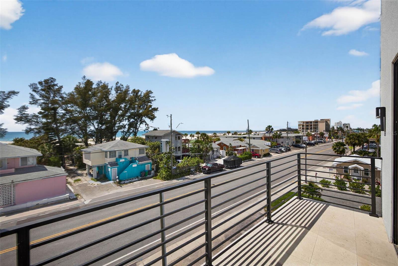 Image 37 of 75 For 10201 Gulf Boulevard