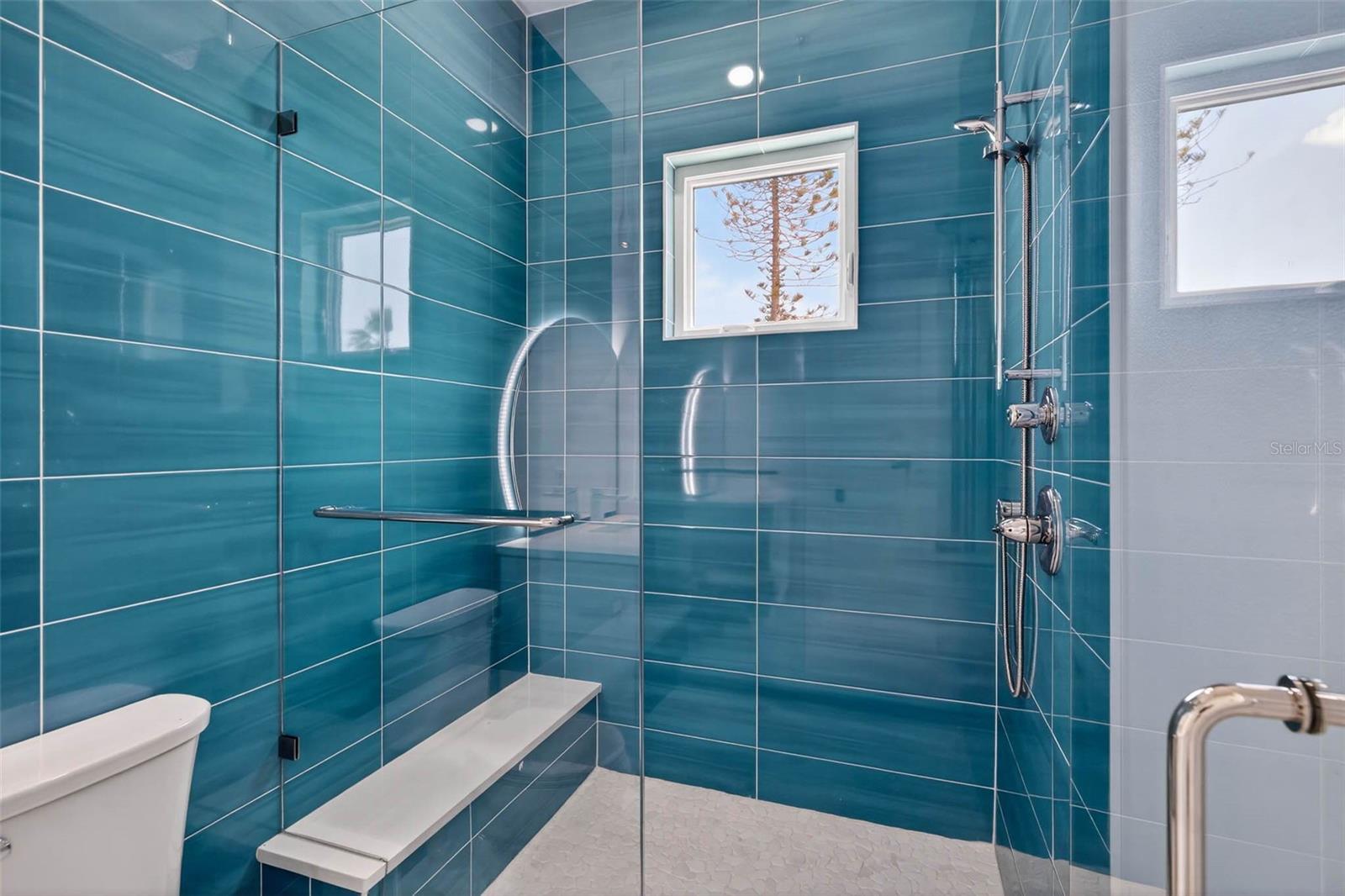 Image 39 of 75 For 10201 Gulf Boulevard