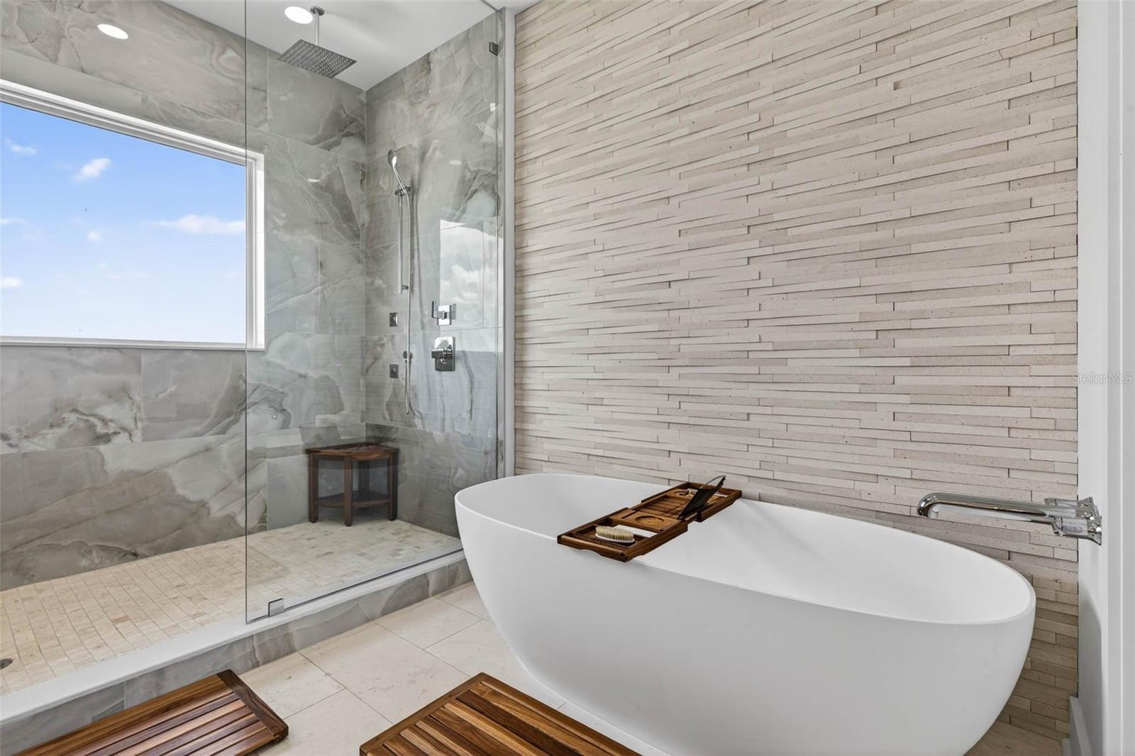 Image 52 of 75 For 10201 Gulf Boulevard