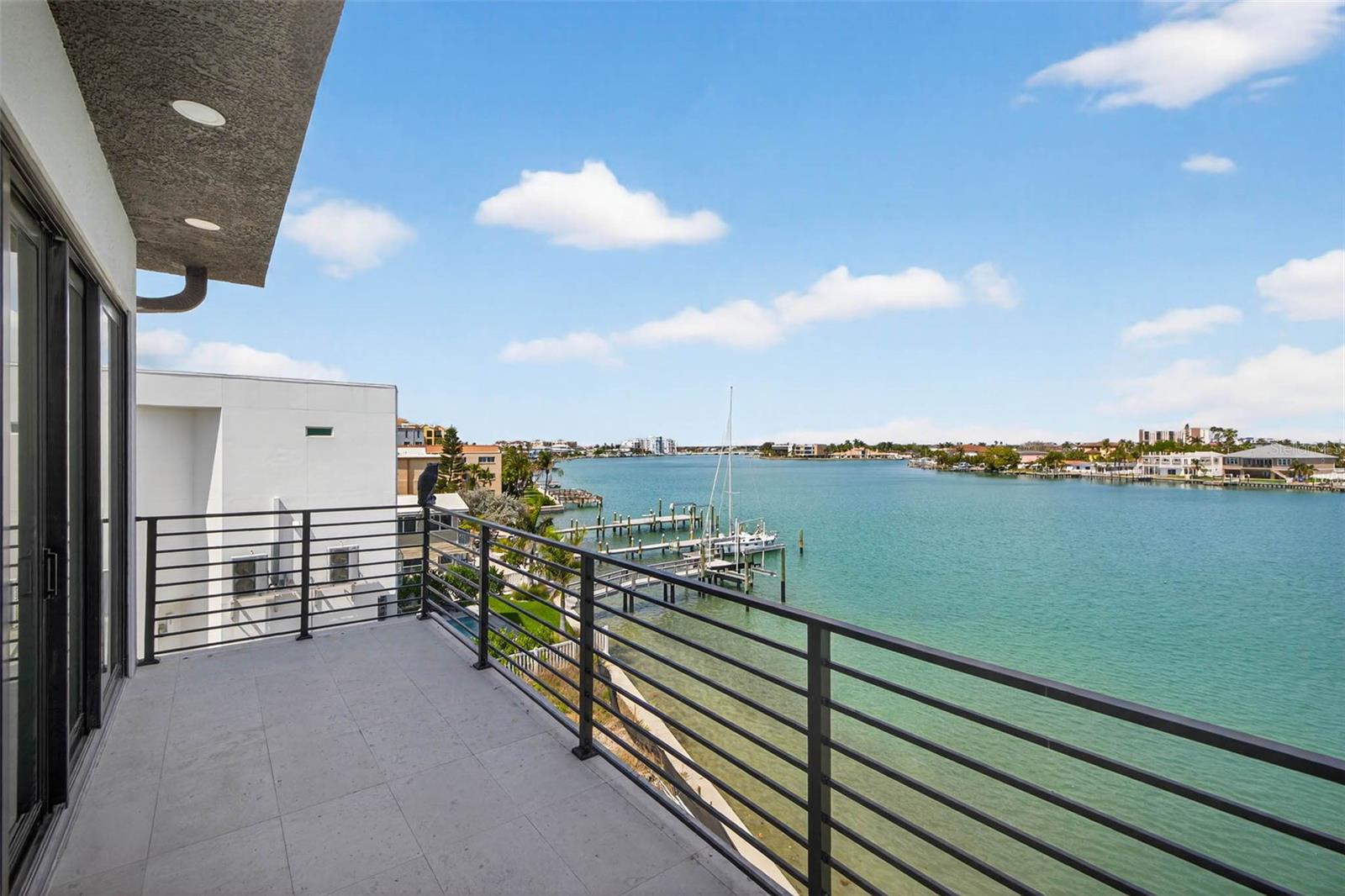 Image 56 of 75 For 10201 Gulf Boulevard