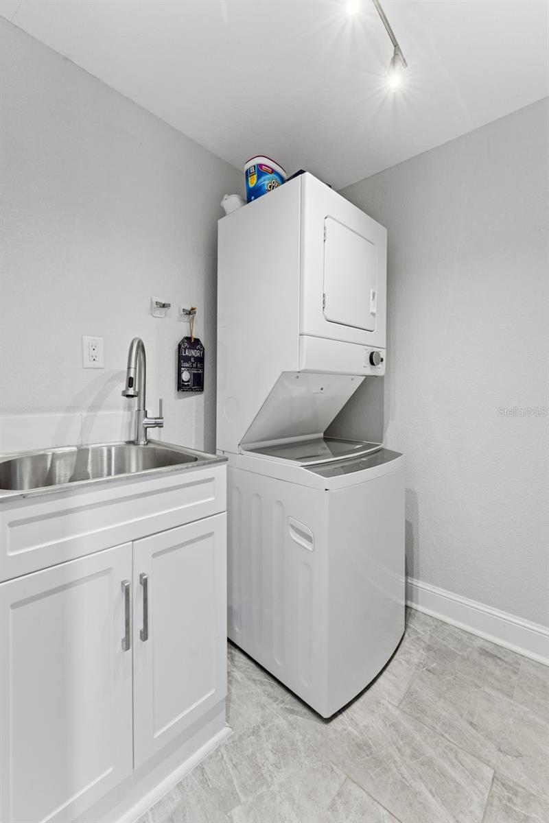 Image 34 of 46 For 3314 Jefferson Street