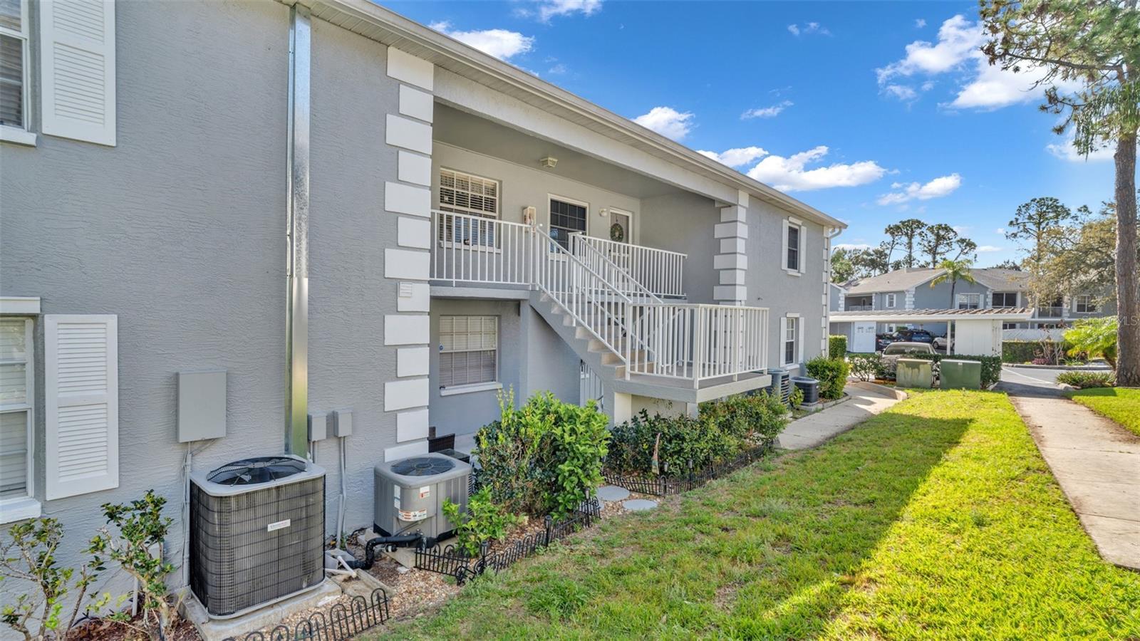 Listing photo id 18 for 12133 Spartan Way 204