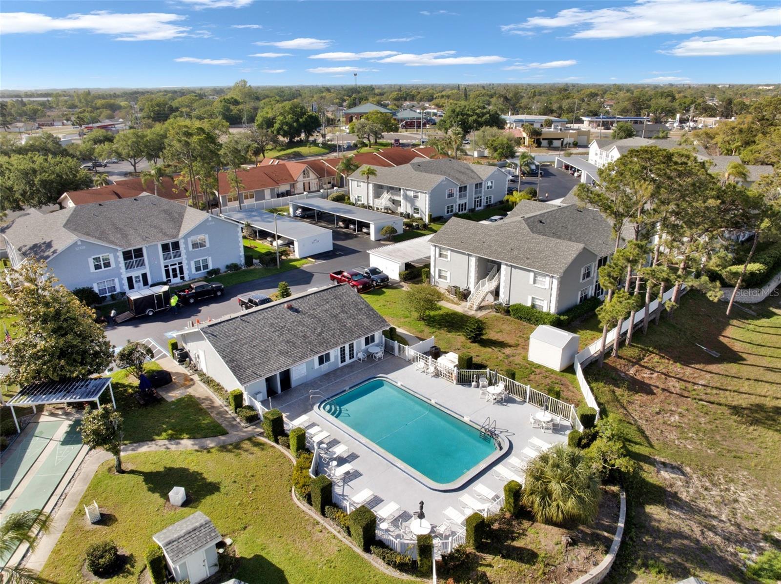 Listing photo id 21 for 12133 Spartan Way 204