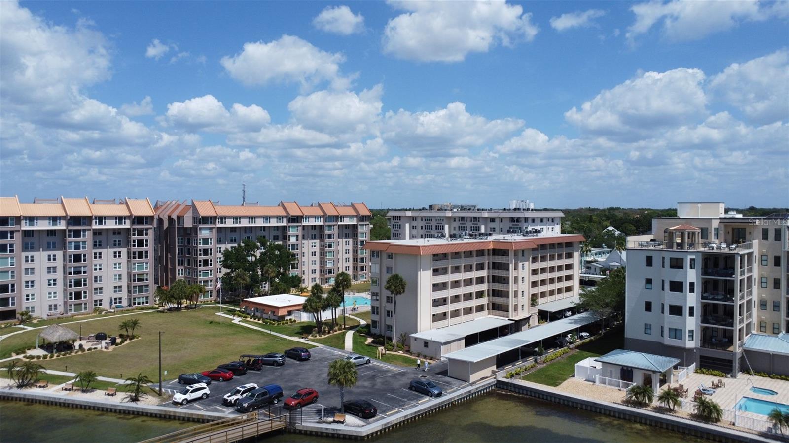 Image 2 of 31 For 620 Edgewater Drive 102