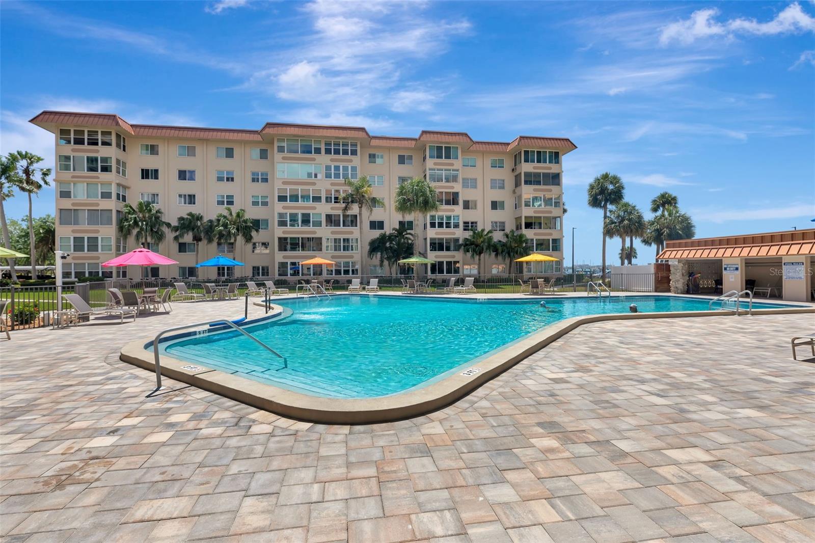 Image 24 of 31 For 620 Edgewater Drive 102