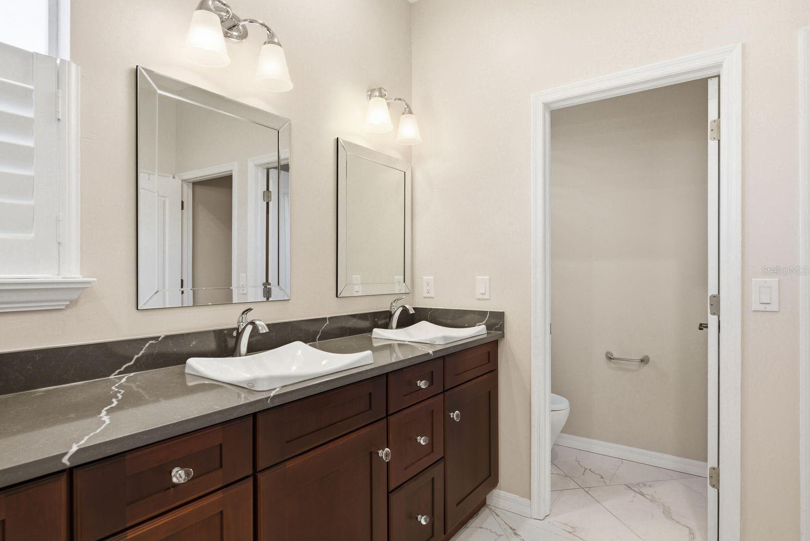 Image 22 of 65 For 5035 Kernwood Court