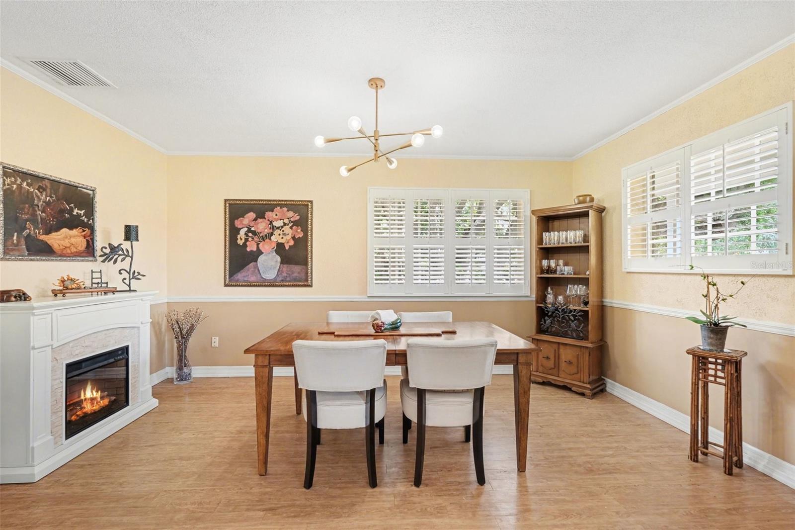 Image 12 of 31 For 15402 Lake Magdalene Boulevard