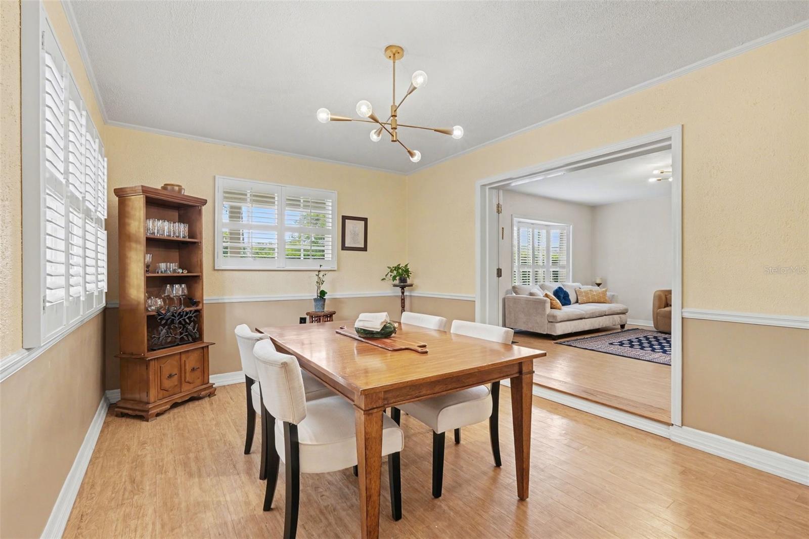 Image 13 of 31 For 15402 Lake Magdalene Boulevard