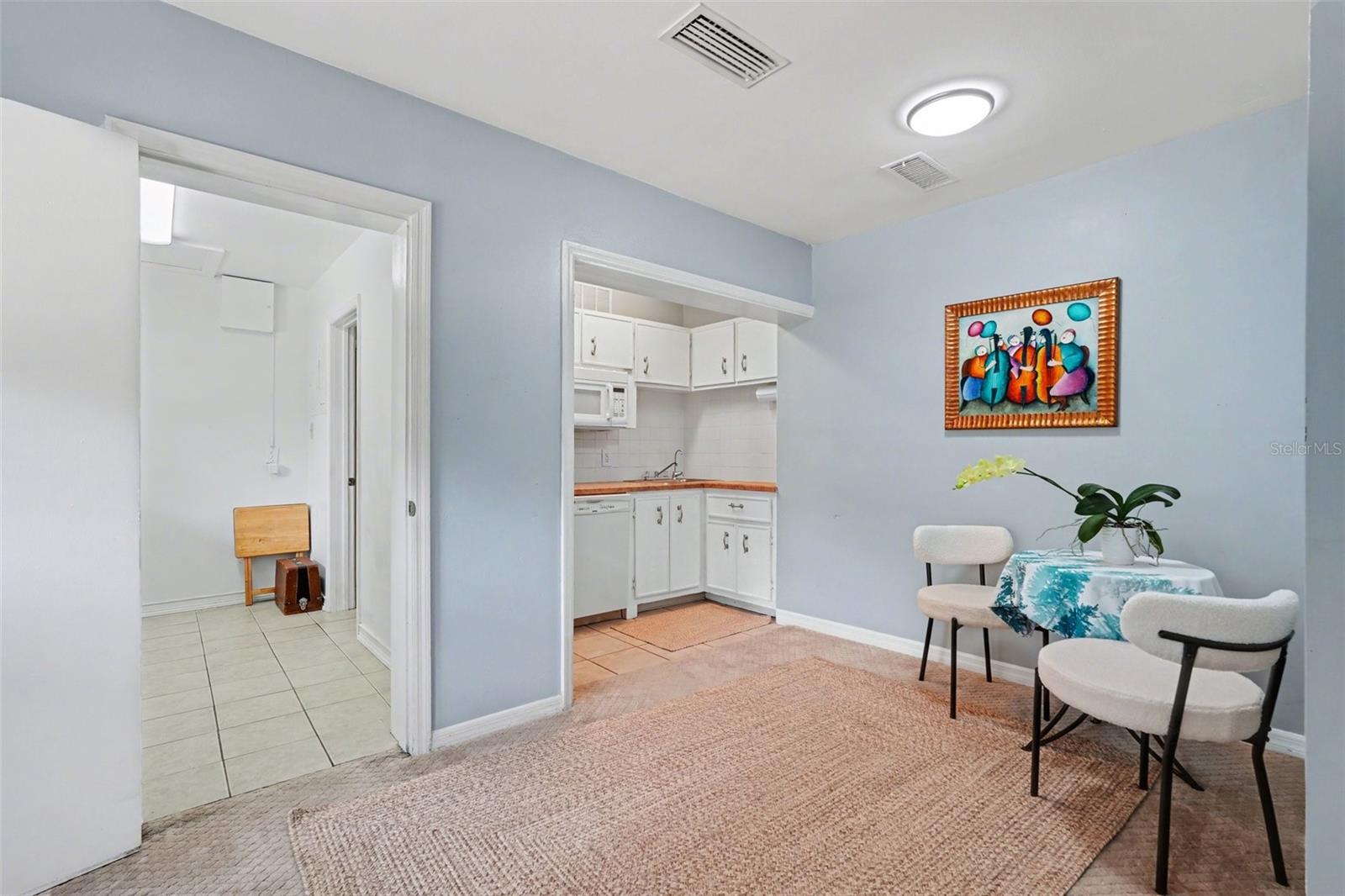 Image 21 of 31 For 15402 Lake Magdalene Boulevard