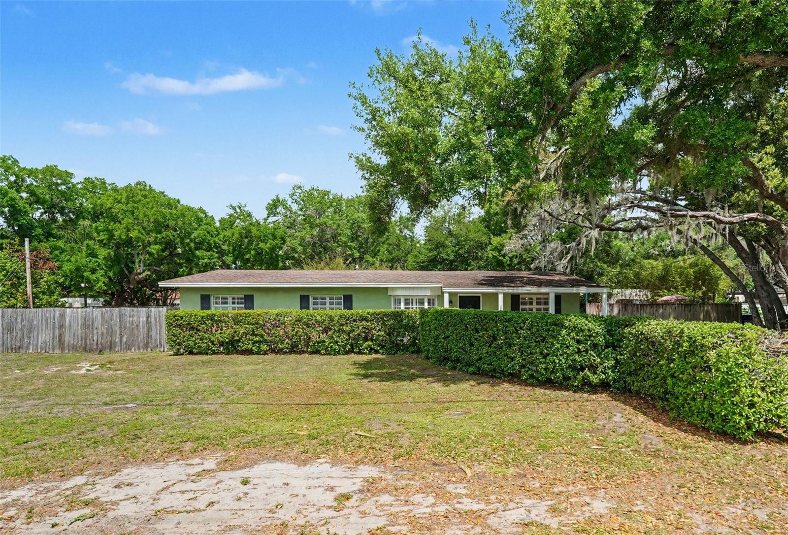 Image 3 of 31 For 15402 Lake Magdalene Boulevard