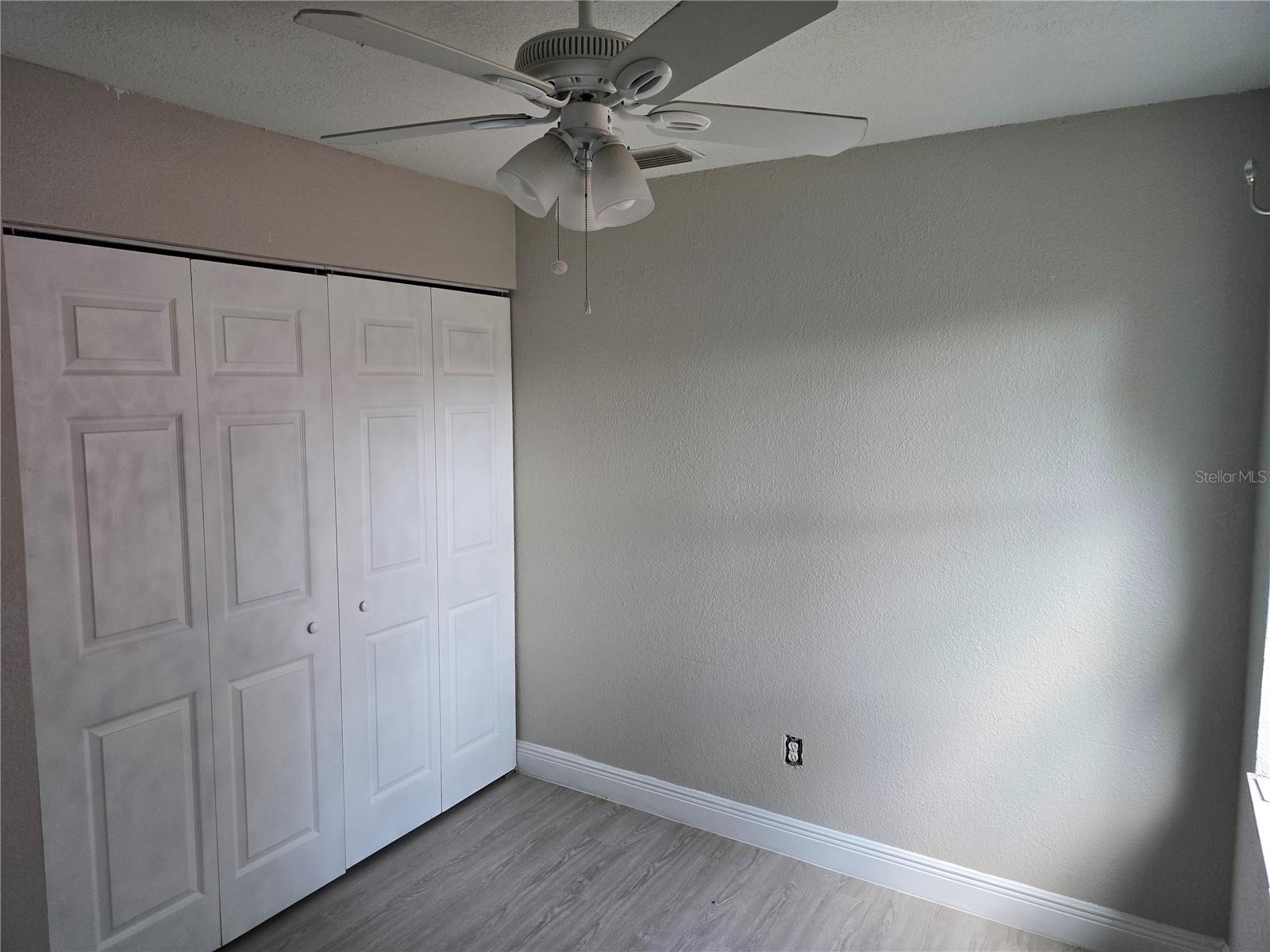 Image 20 of 49 For 2538 Hiawatha Street