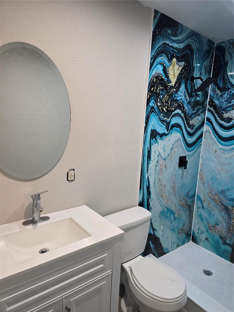 Image 24 of 49 For 2538 Hiawatha Street