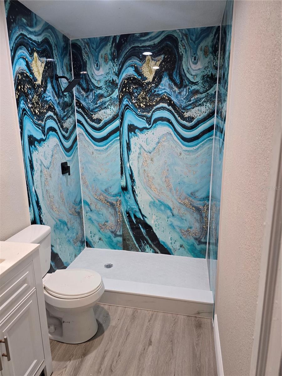 Image 25 of 49 For 2538 Hiawatha Street