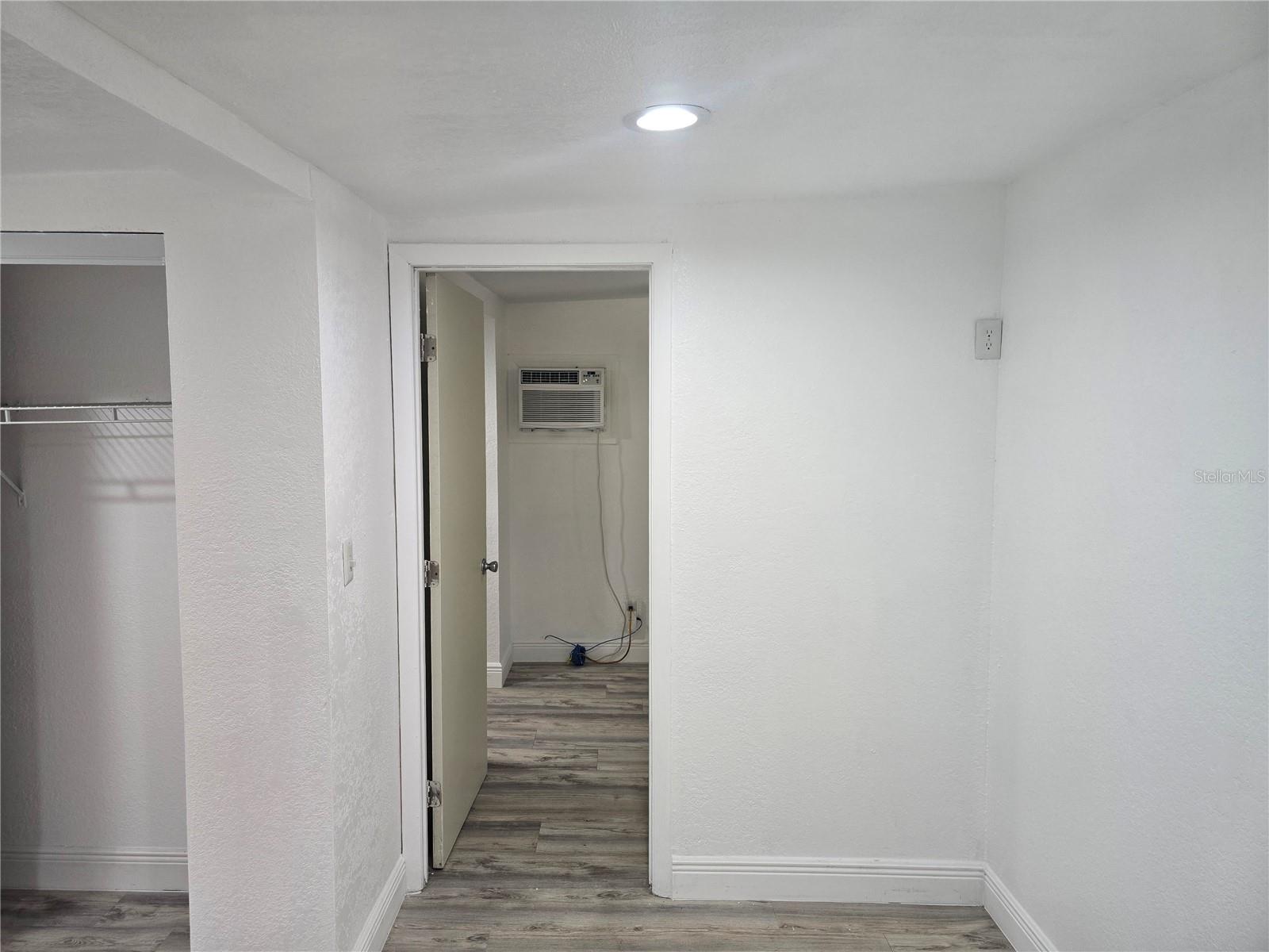 Image 32 of 49 For 2538 Hiawatha Street