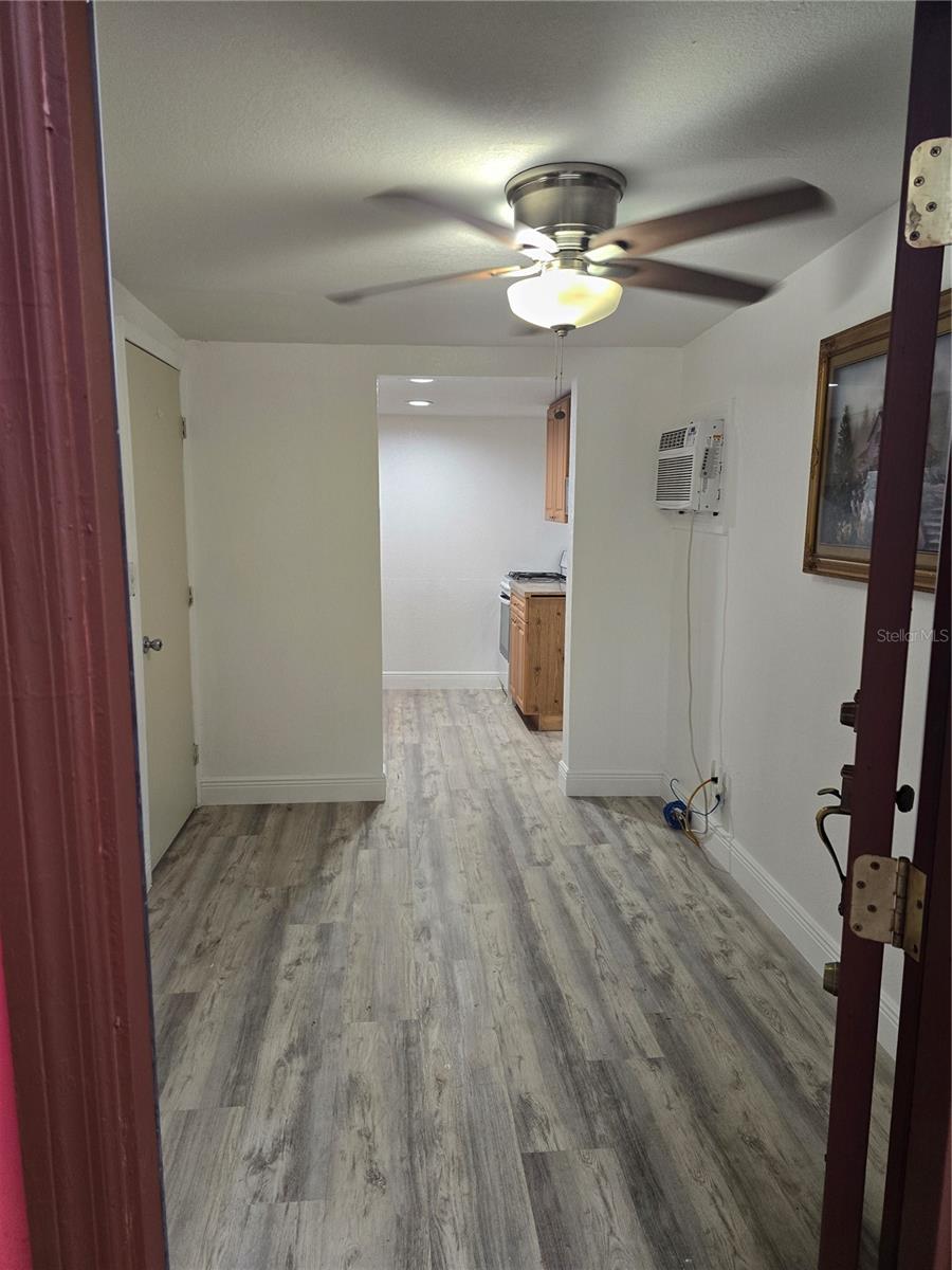 Image 35 of 49 For 2538 Hiawatha Street