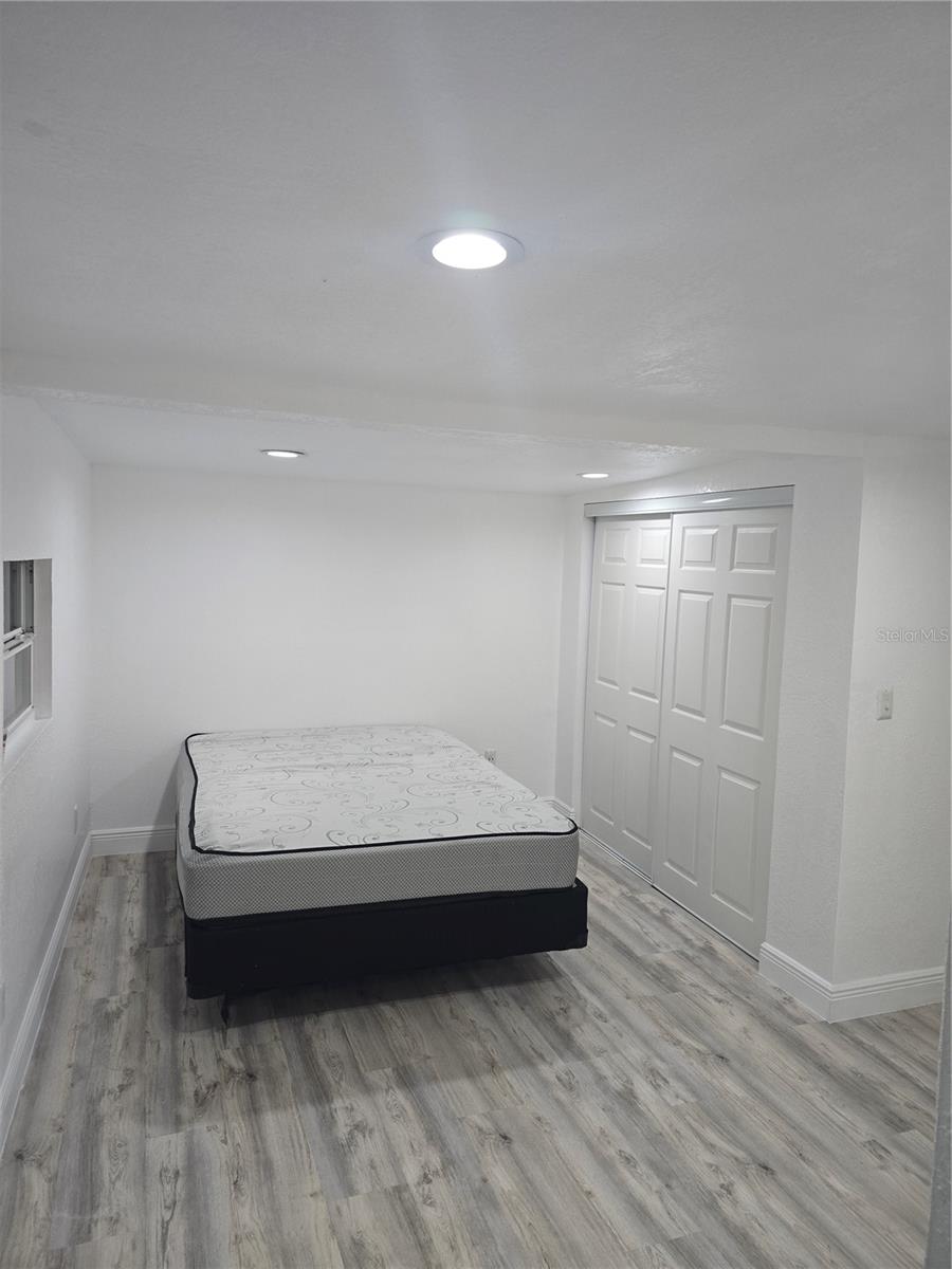 Image 40 of 49 For 2538 Hiawatha Street