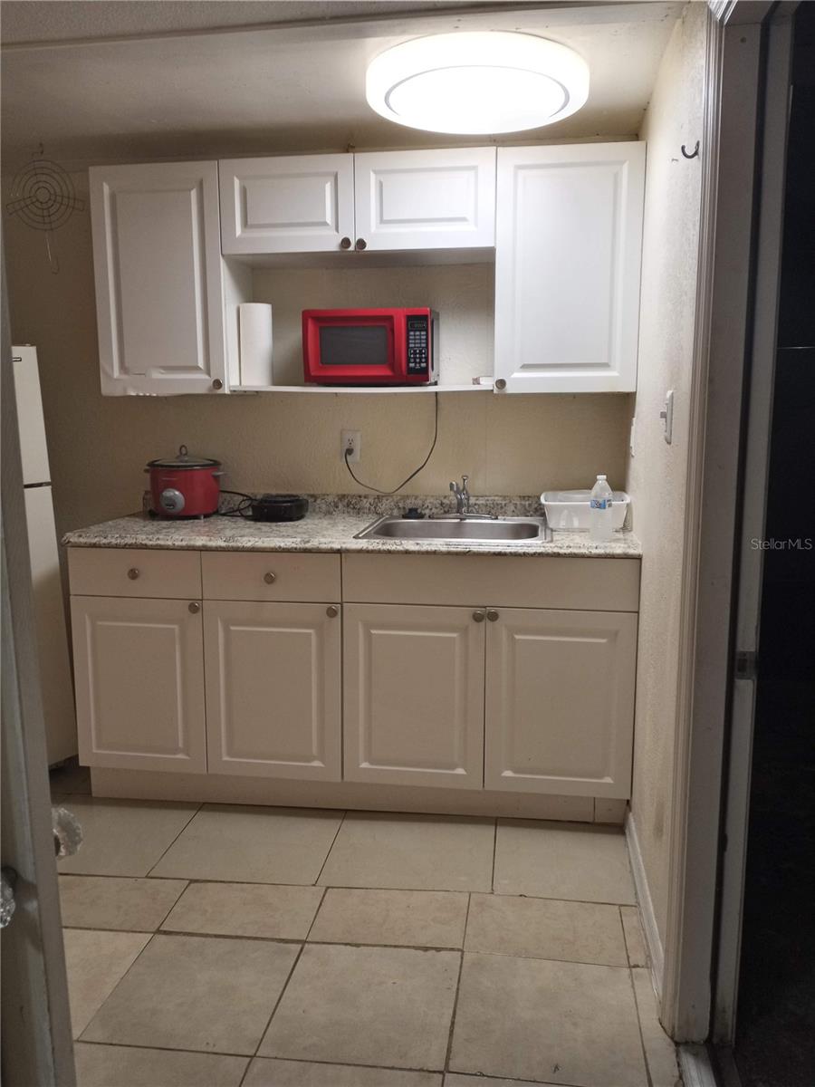 Image 46 of 49 For 2538 Hiawatha Street