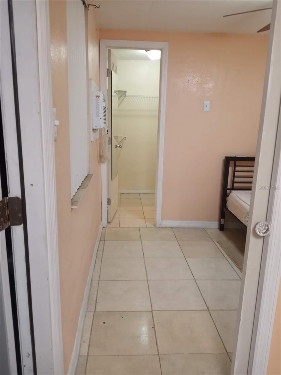 Image 47 of 49 For 2538 Hiawatha Street