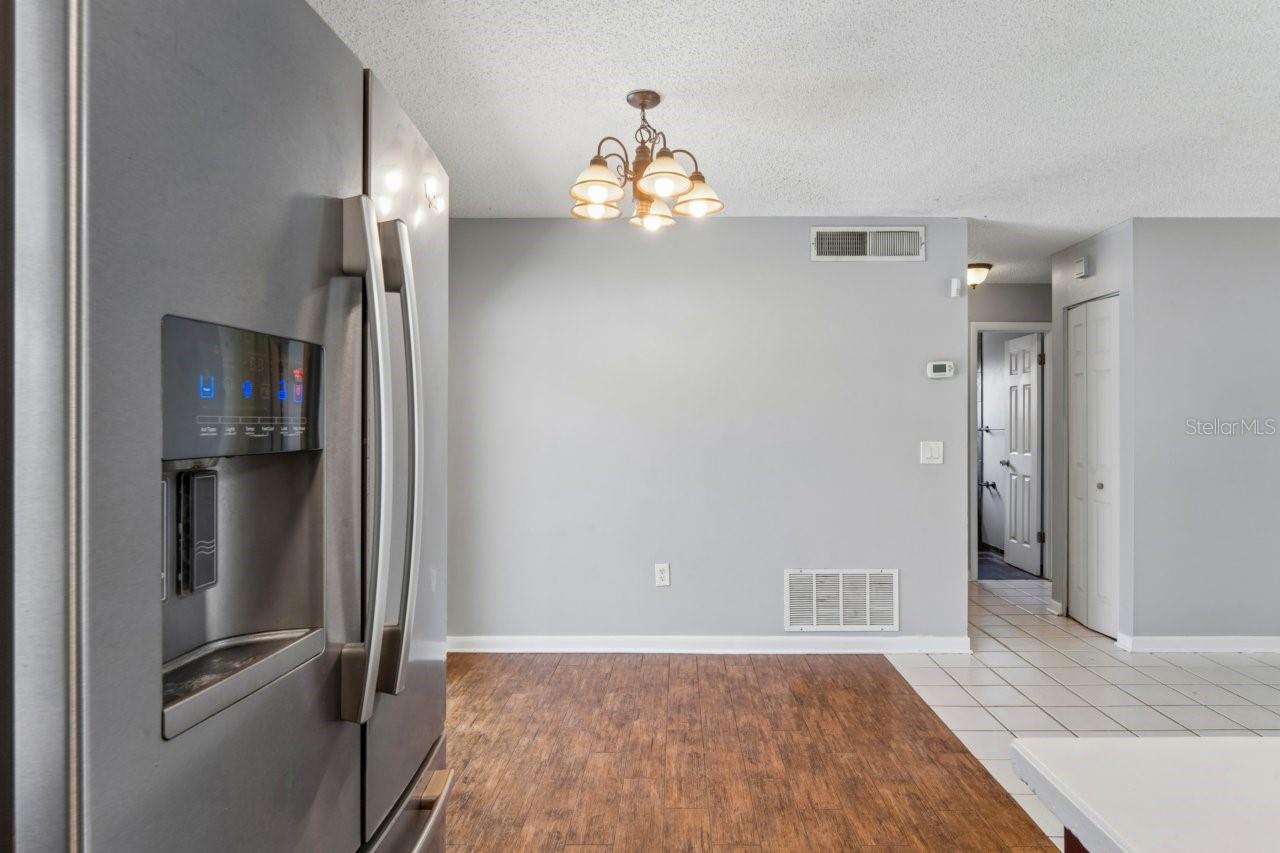 Listing photo id 13 for 507 Tulane Drive