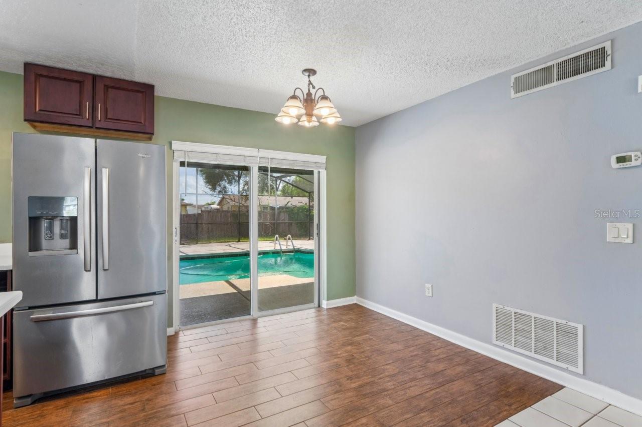 Listing photo id 14 for 507 Tulane Drive