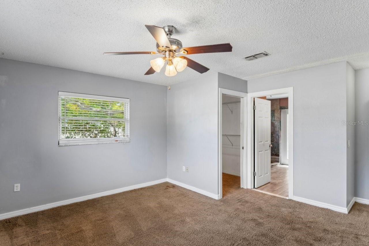 Listing photo id 17 for 507 Tulane Drive