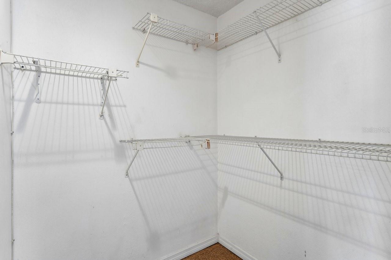 Listing photo id 19 for 507 Tulane Drive