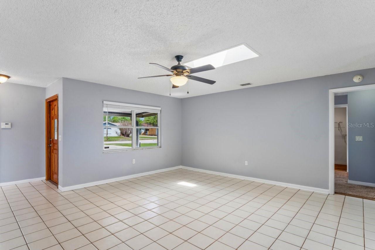 Listing photo id 7 for 507 Tulane Drive