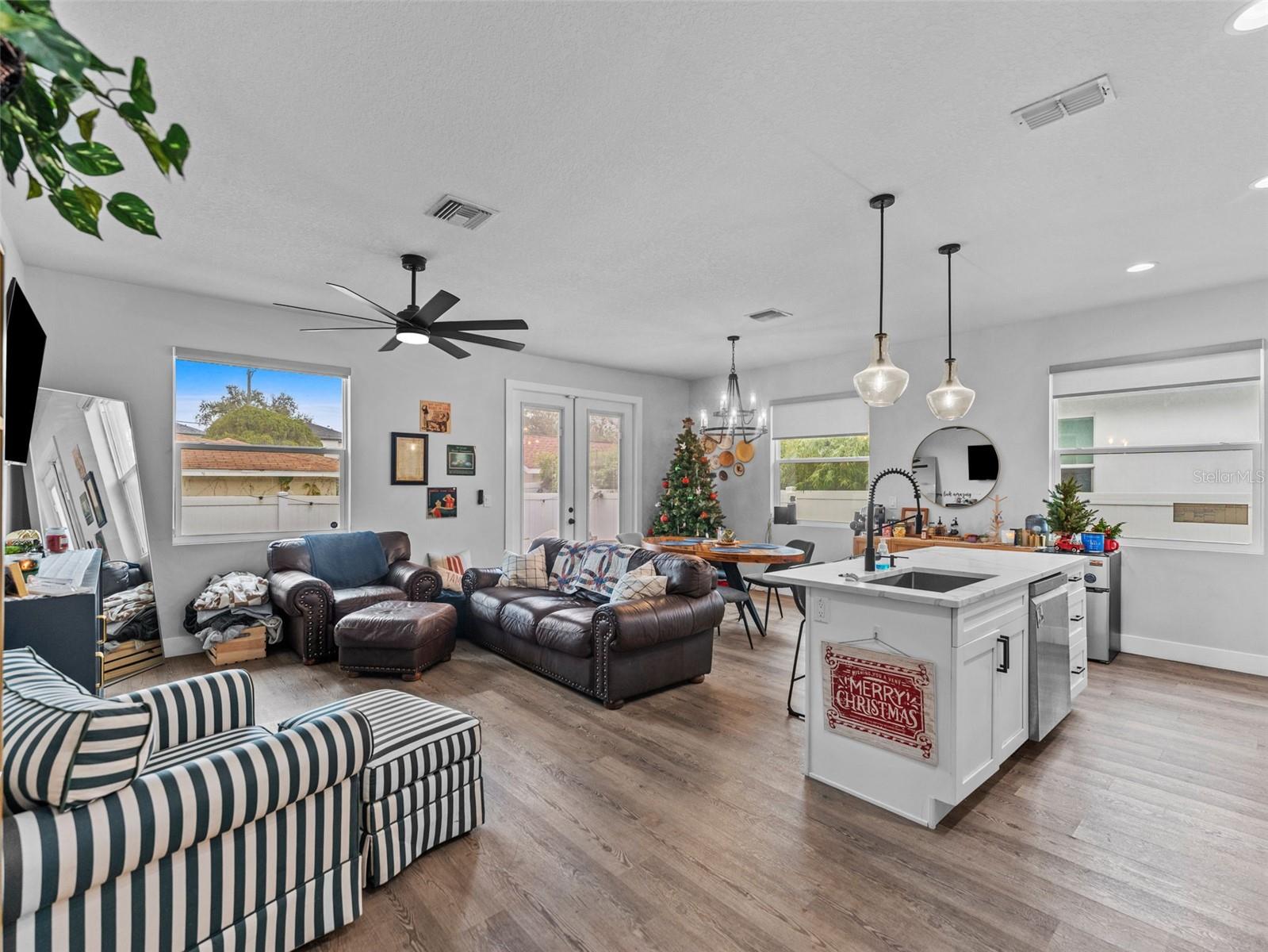 Image 3 of 29 For 3103 Leroy Street