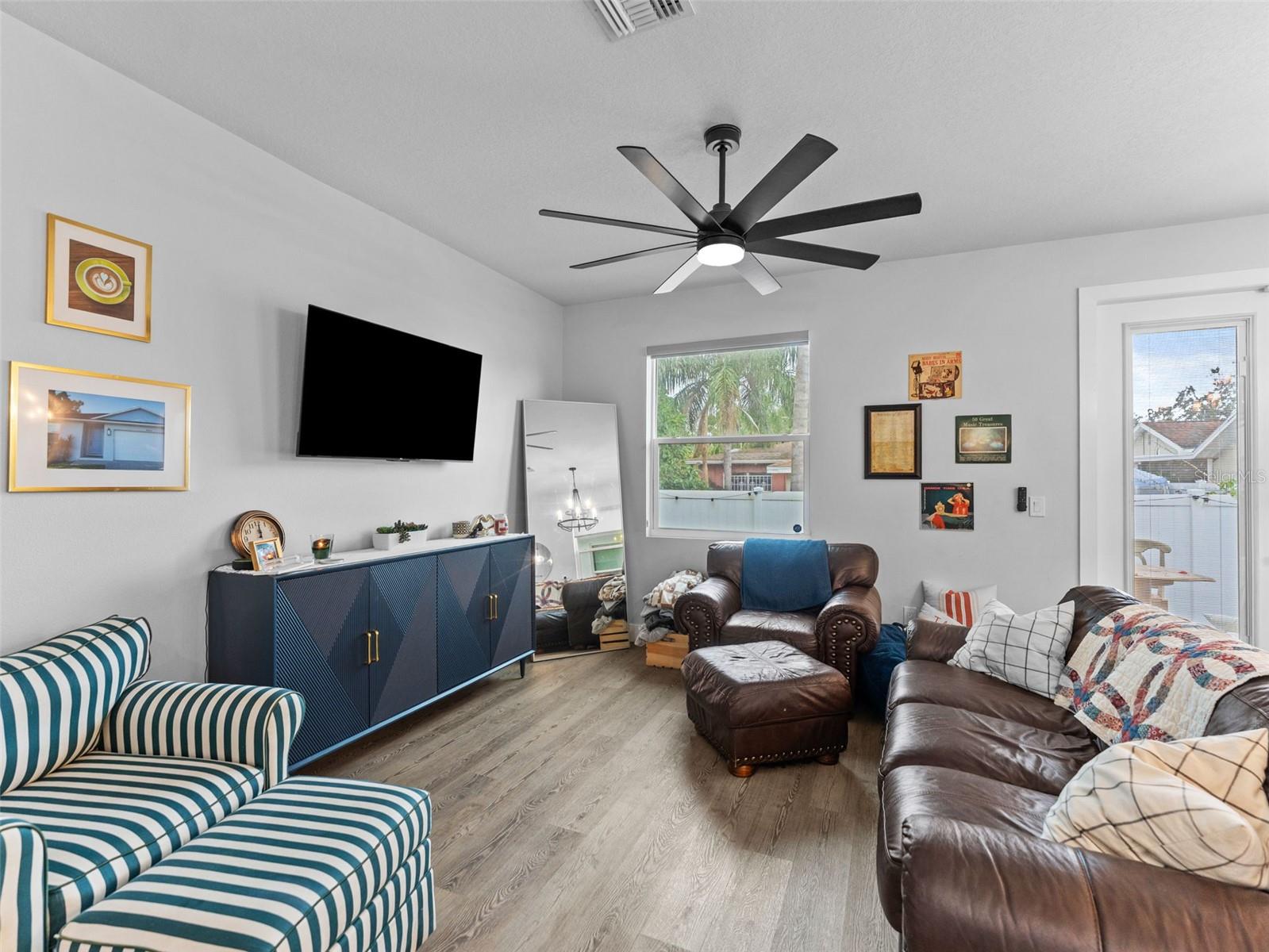 Image 5 of 29 For 3103 Leroy Street