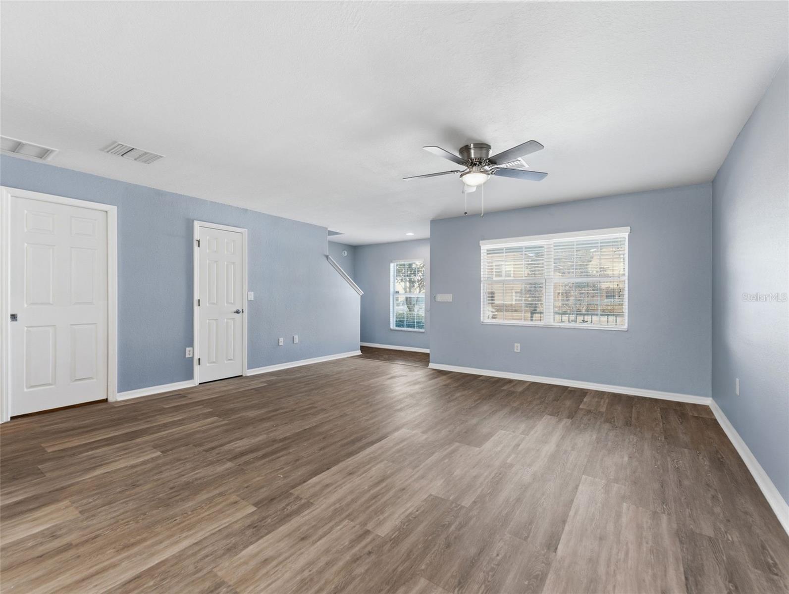 Image 4 of 32 For 27540 Desert Willow Way