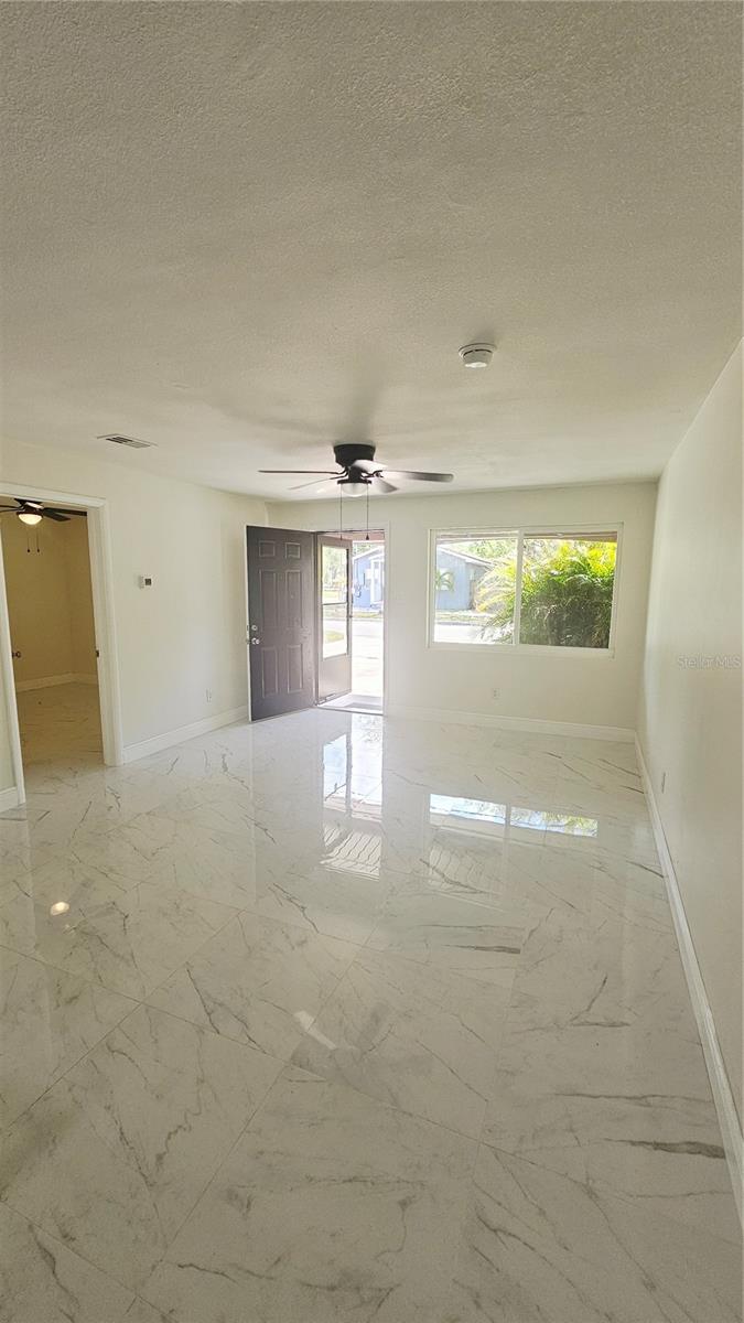 Image 3 of 6 For 710 Pennsylvania Avenue