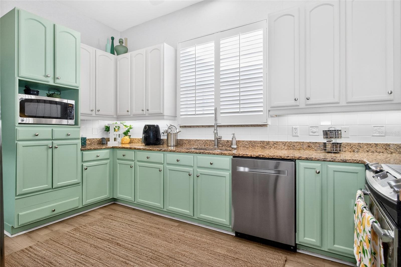 Image 39 of 51 For 5120 Fairway One Drive